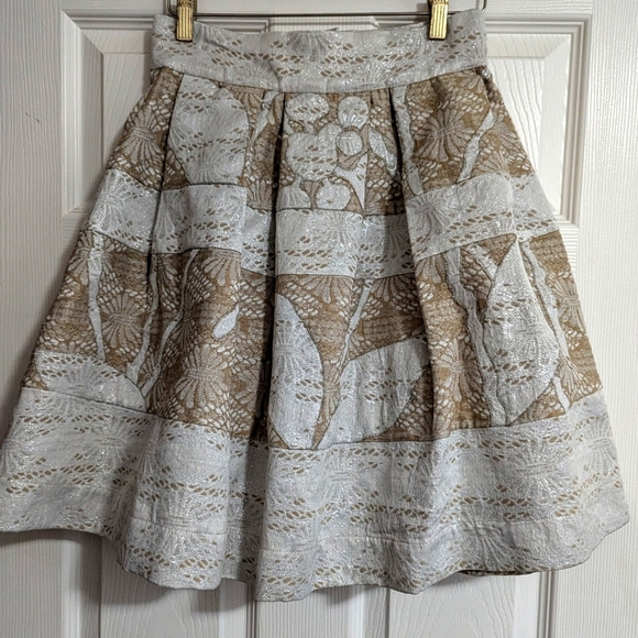 New Project Alabama Anthropologie Gold Copper Cream Metallic Mini Pleated Skirt - Picture 1 of 6